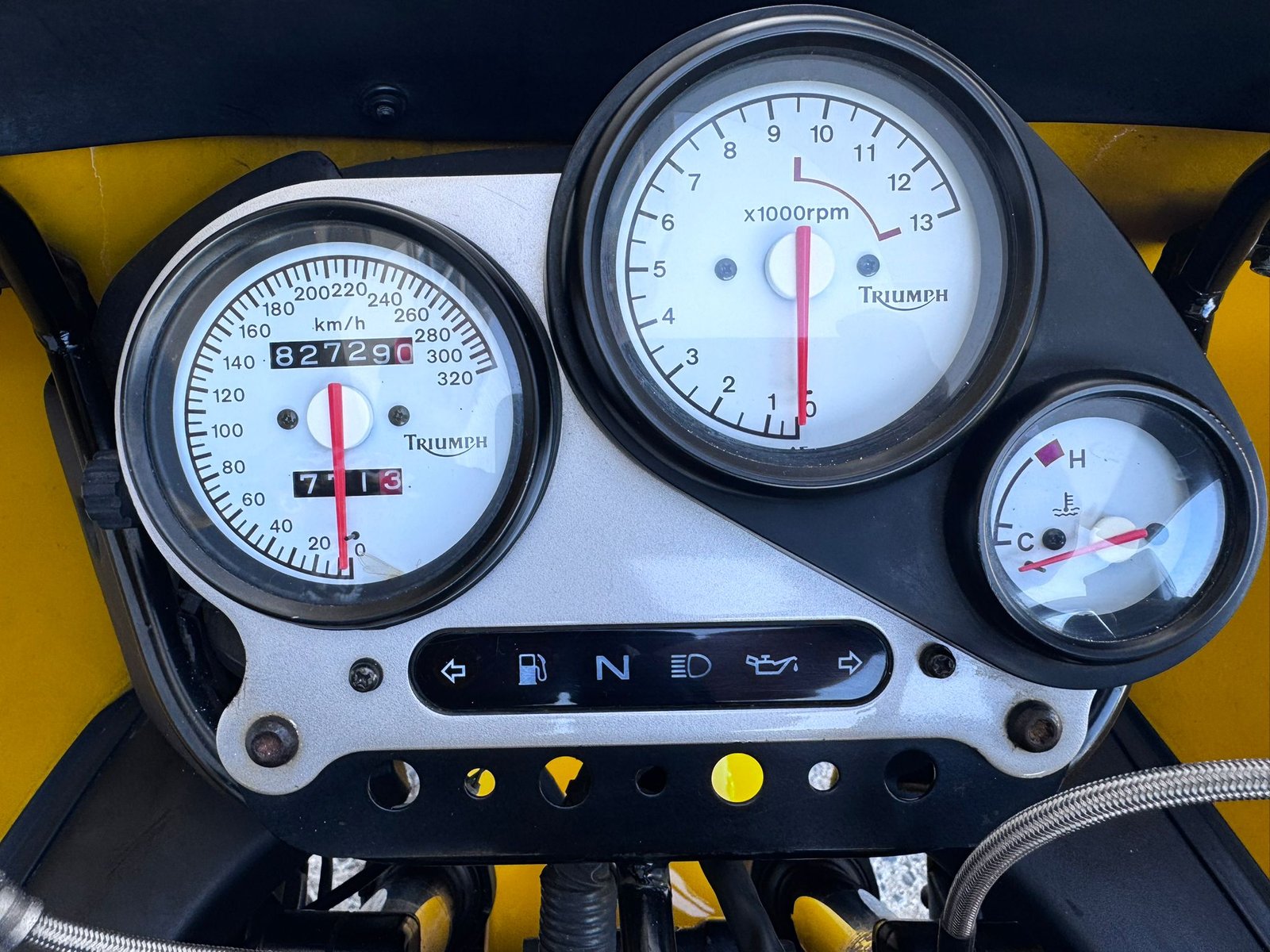 WhatsApp Image 2025-10-16 at 15.35.06 (1)