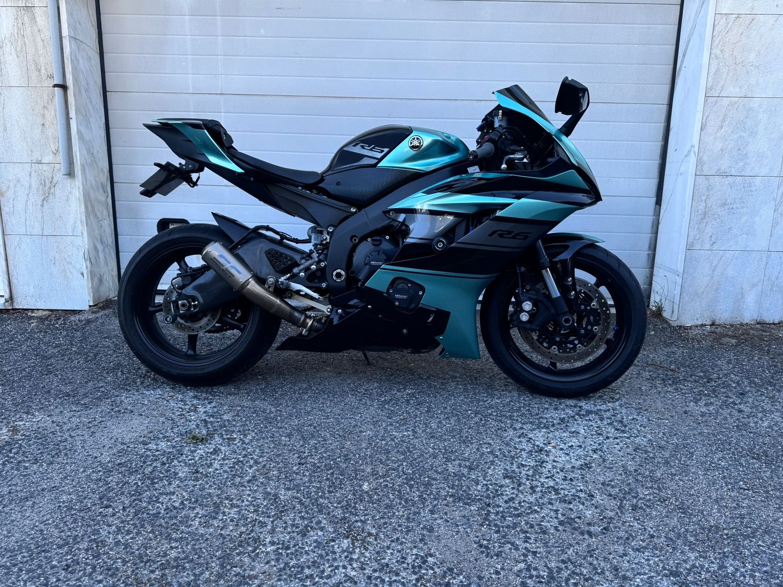 r6