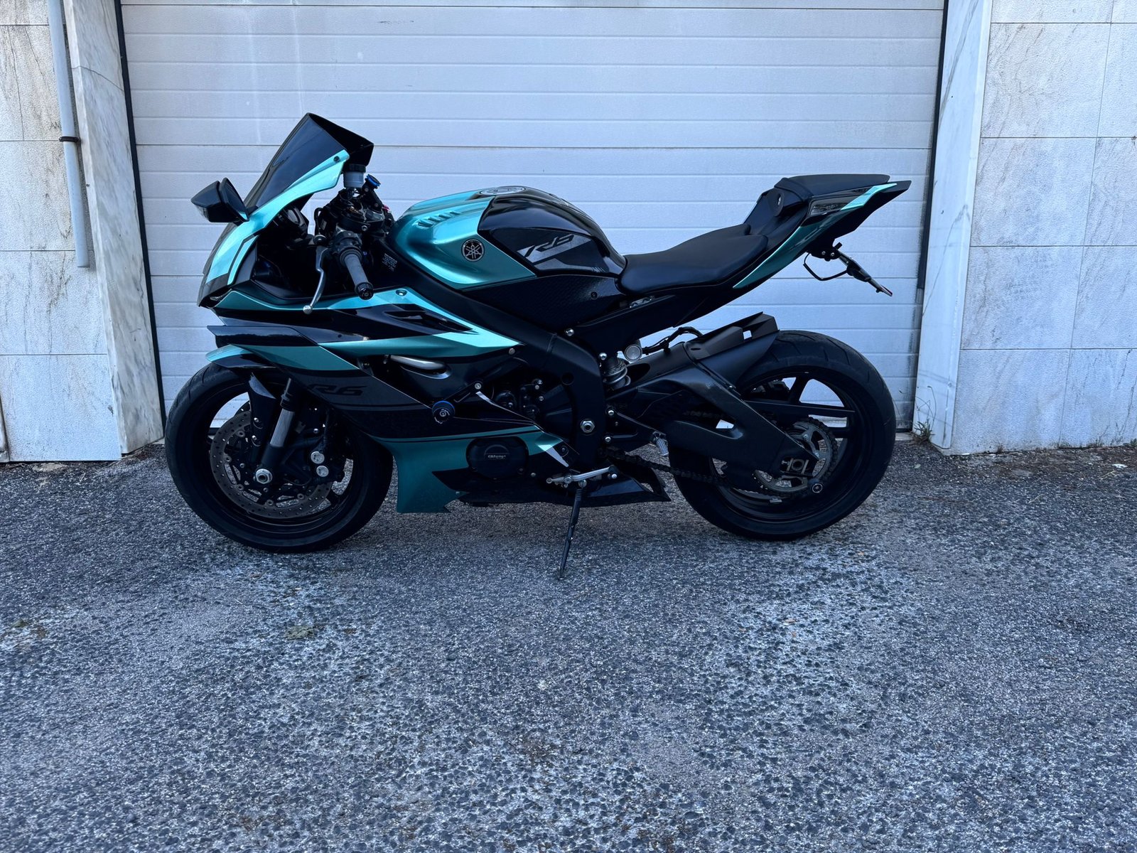 r6